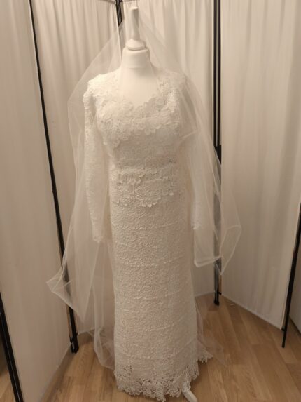 Robe de mariée disponible sur commande